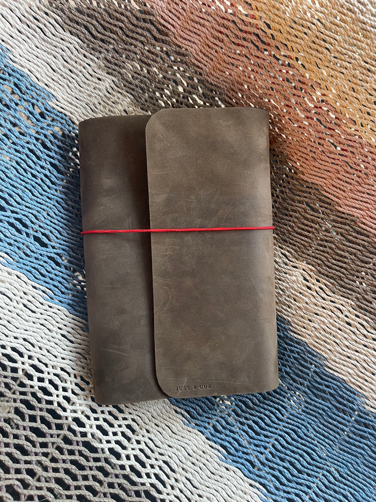 PILOTO trifold leather journal