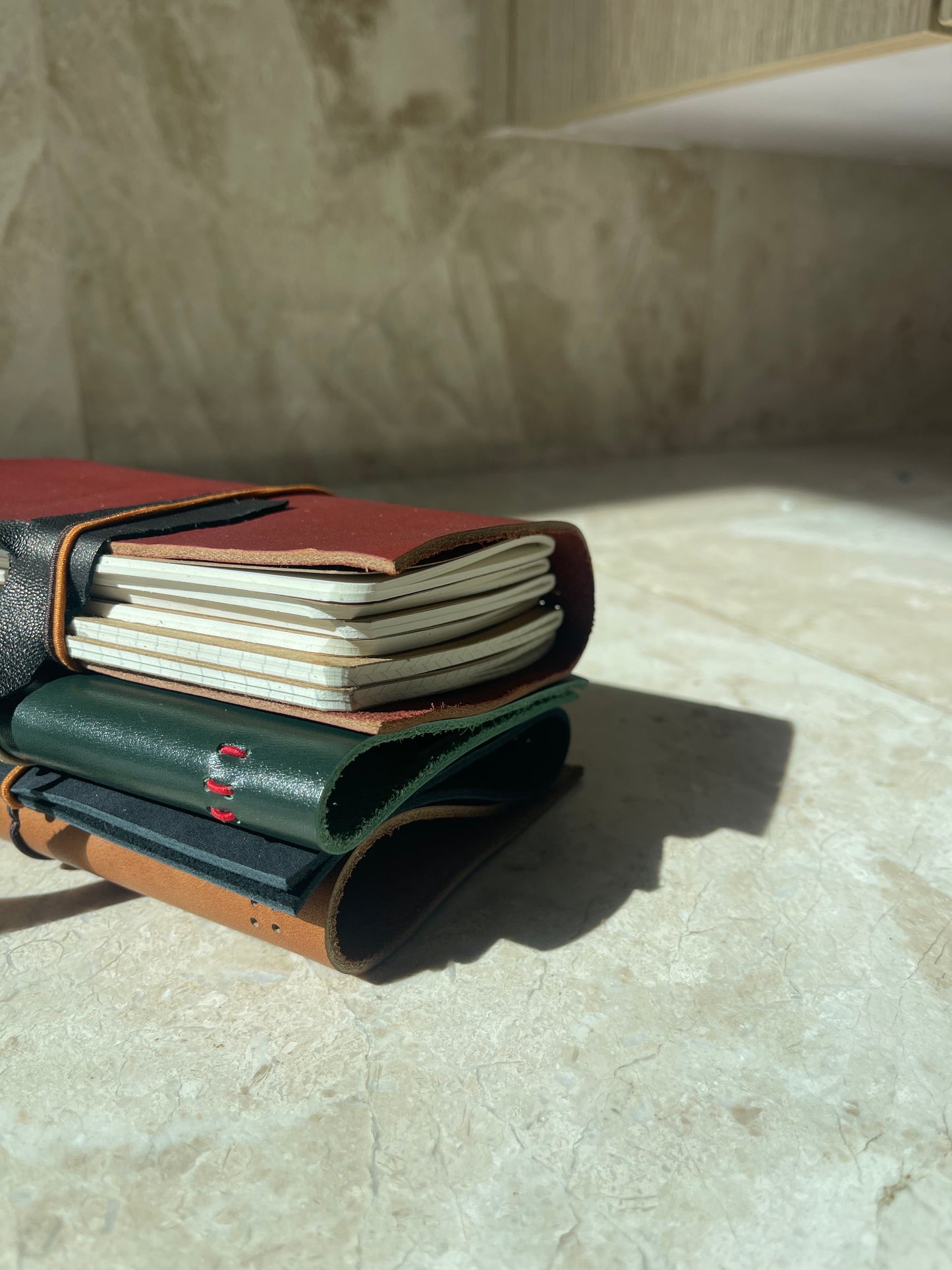 EL VIAJERO leather journal